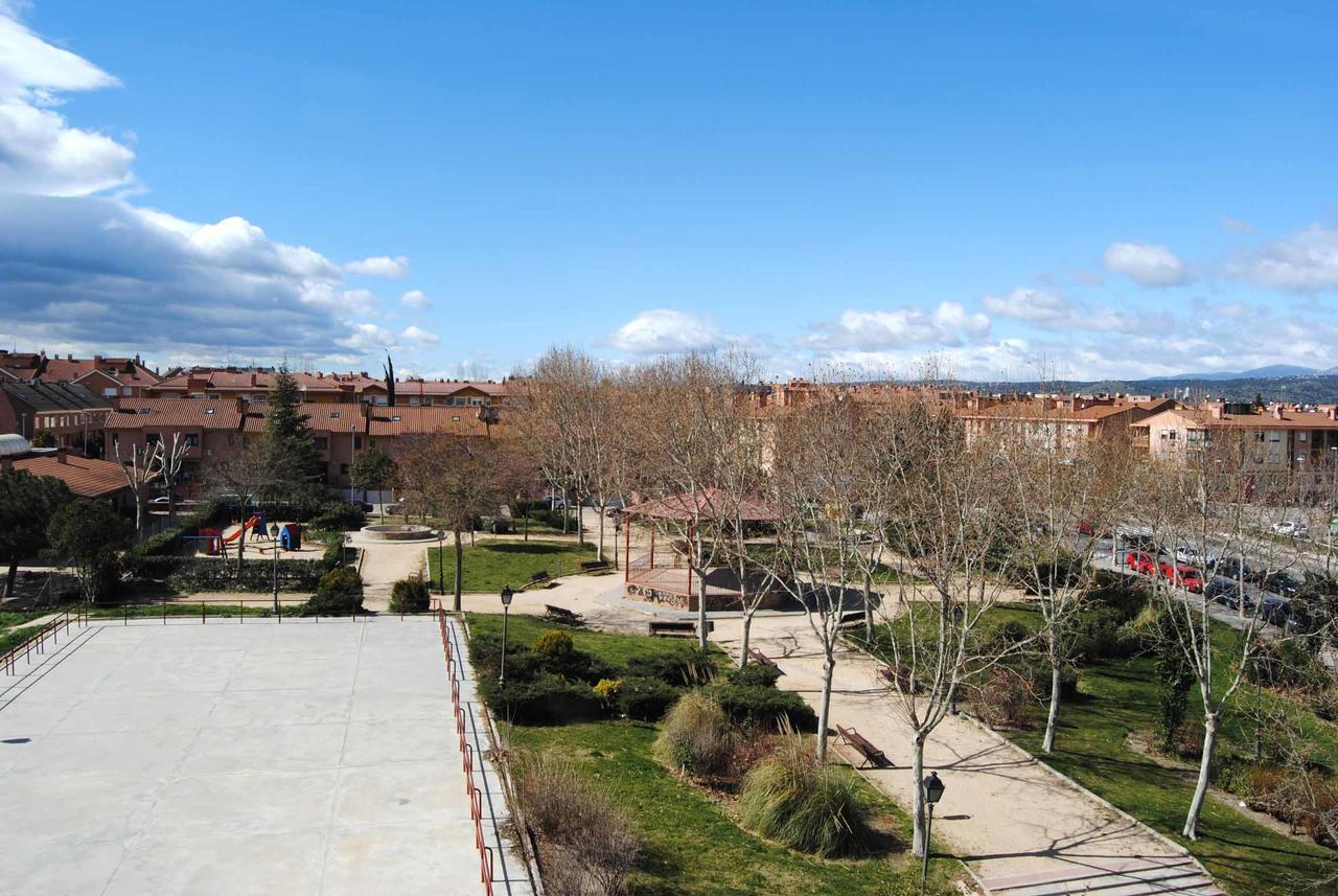 Apartahotel Villanueva Villanueva del Pardillo Εξωτερικό φωτογραφία