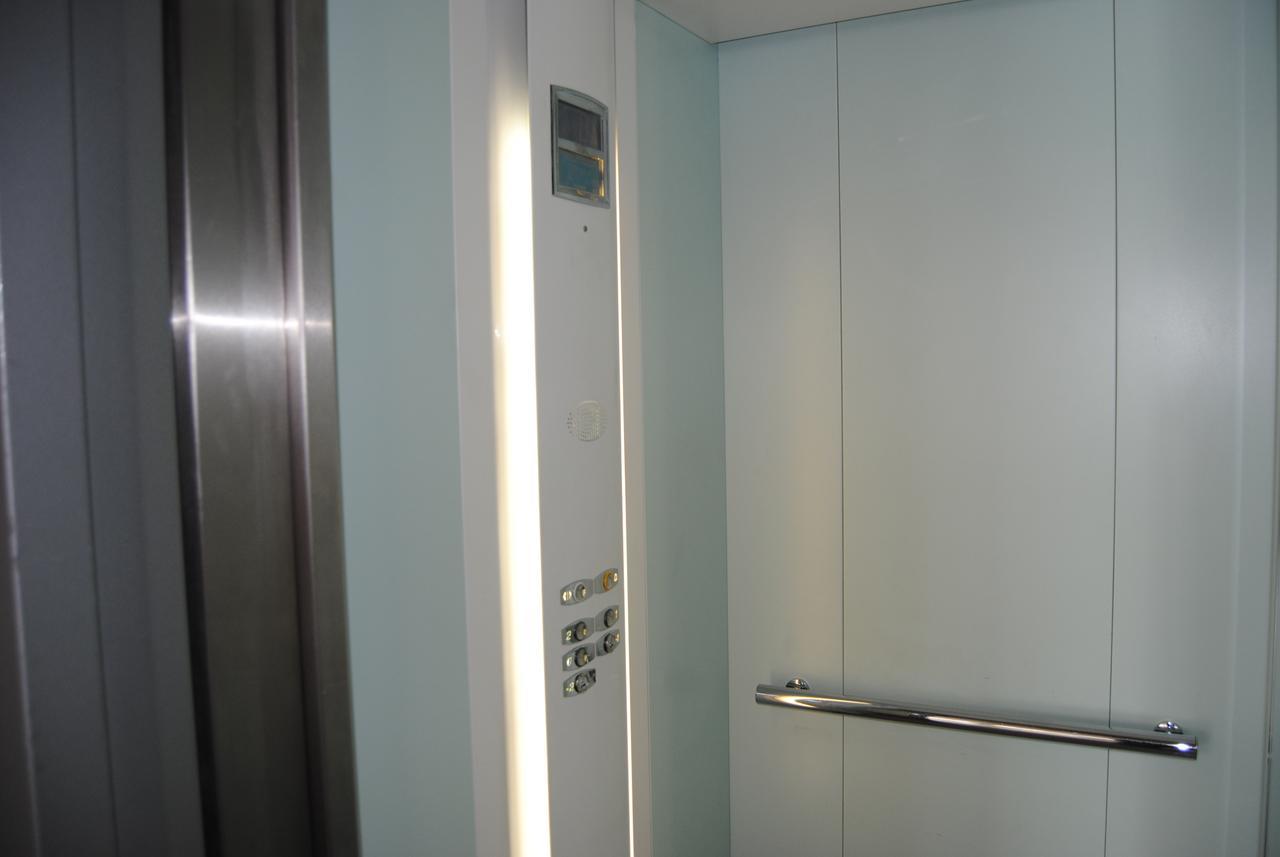 Apartahotel Villanueva Villanueva del Pardillo Εξωτερικό φωτογραφία