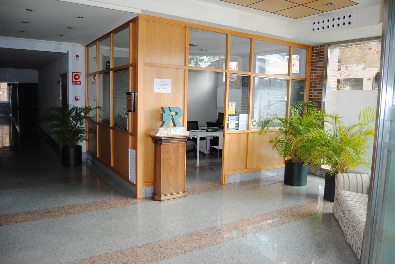 Apartahotel Villanueva Villanueva del Pardillo Εξωτερικό φωτογραφία