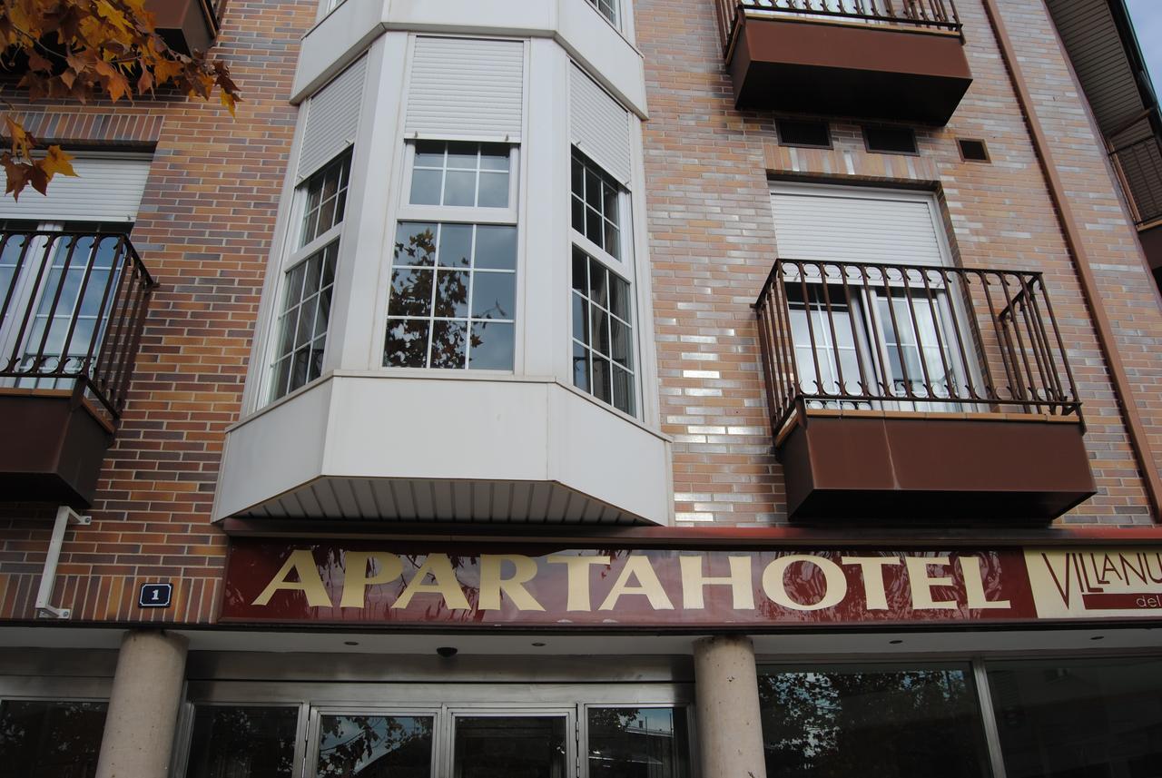 Apartahotel Villanueva Villanueva del Pardillo Εξωτερικό φωτογραφία