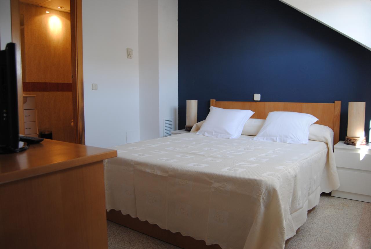 Apartahotel Villanueva Villanueva del Pardillo Εξωτερικό φωτογραφία