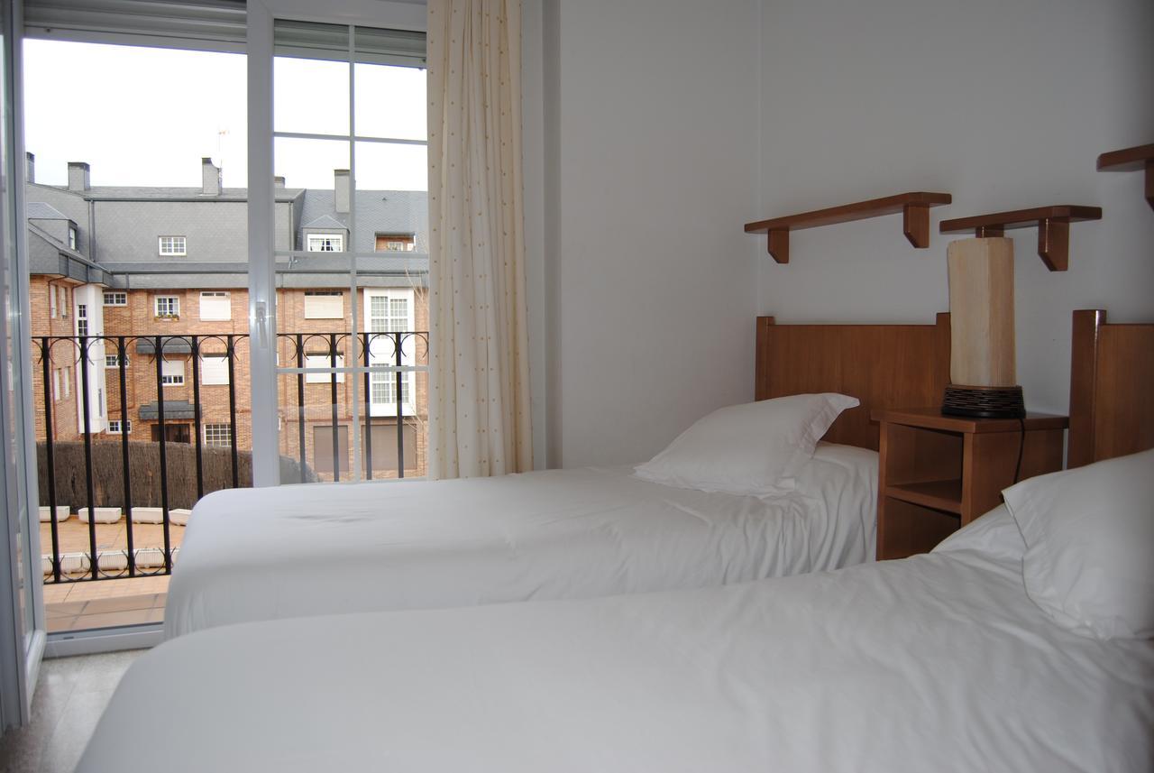Apartahotel Villanueva Villanueva del Pardillo Εξωτερικό φωτογραφία